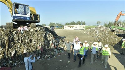 محافظ الدقهلية يتفقد مصنع تدوير المخلفات بسندوب