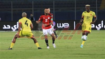 خبير تحكيمي يكشف صحة ركلة جزاء منتخب مصر أمام أنجولا