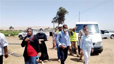 شباب سوهاج يتفقدون عددًا من مشروعات 