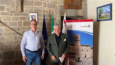 بعد زيارته لأمريكا وصول د.زاهى حواس لإيطاليا ليواصل حملاته الترويجية للسياحة لمصر