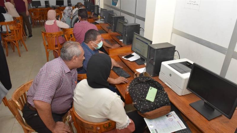 تسجيل الطلاب في المرحلة