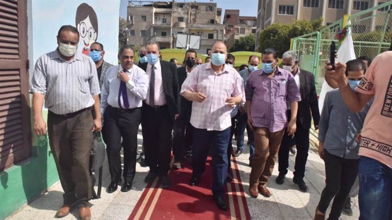 محافظ أسيوط يشهد