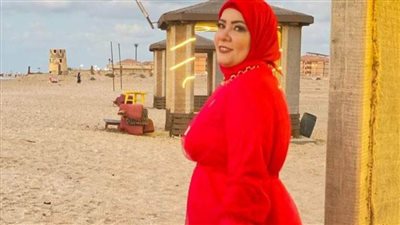  الأحمر والأصفر أبرزها.. مديحة مصطفى توضح أنسب الألوان لخريف 2021