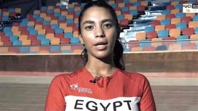 حبيبة عليوة تتأهل لنهائي سباق النقاط ببطولة العالم للدراجات بالقاهرة
