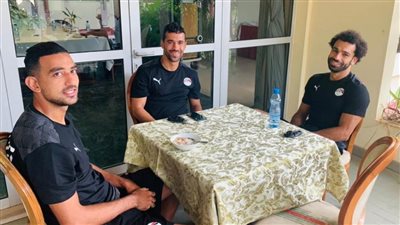 محمد صلاح يصل الجابون للانضمام إلى المنتخب الأول لكرة القدم