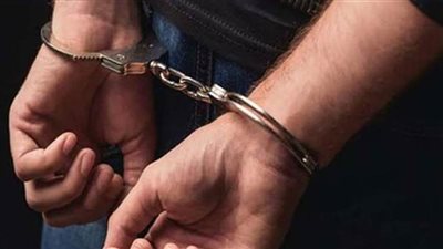 ضبط شخص حاول إدخال مواد مخدرة لسجين بالقناطر الخيرية