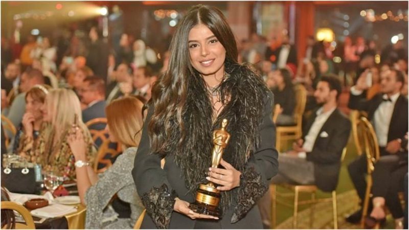 نجلة المطرب الراحل