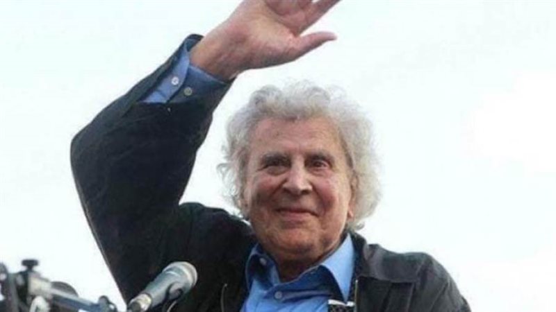 ميكيس ثيودوراكيس