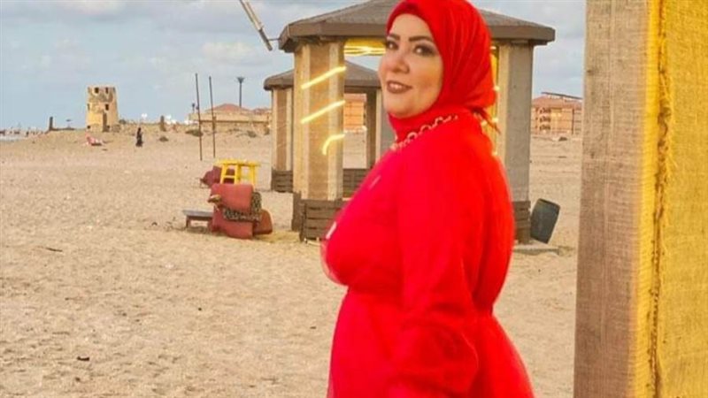 الأحمر موضة خريف