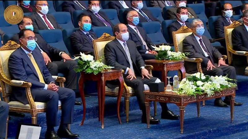 الرئيس السيسي يتفقد
