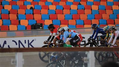 تأهل 8 لاعبين لنهائي 1 كيلومتر ببطولة العالم للدراجات بالقاهرة