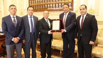 رئيس محكمة النقض يستقبل رئيس جامعة مصر للعلوم والتكنولوجيا 