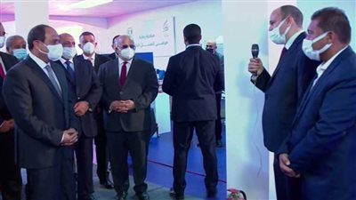 الرئيس السيسي يتفقد 