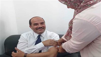 تواصل حملات التطعيم ضد كورونا بجامعة العريش