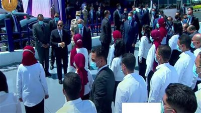 السيسي: الدولة تعتبر كل شاب مصري بمثابة مشروع كبير