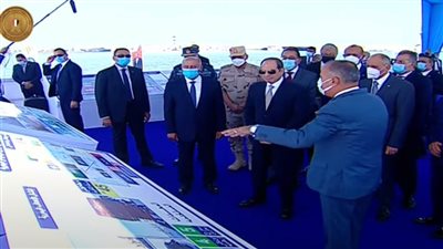 موجز الرابعة| الرئيس السيسي يتفقد ميناء الإسكندرية البحري...والأرصاد تكشف طقس الغد 