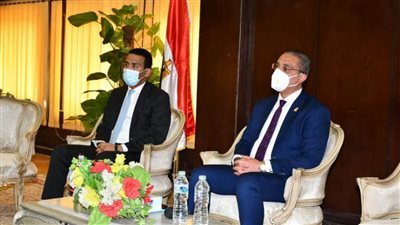 محافظ الفيوم يلتقي متطوعي المبادرة الرئاسية 