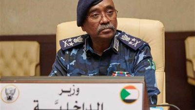 وزير الداخلية السوداني يؤكد الحرص على التعاون مع بعثة 