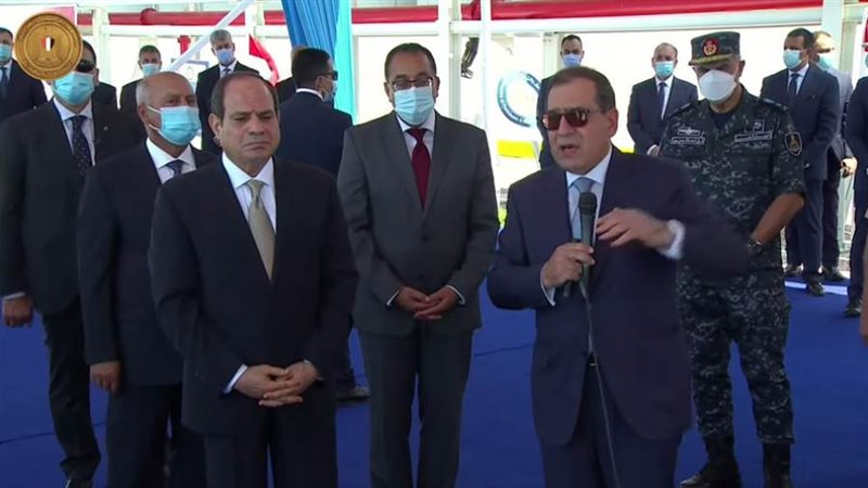 الرئيس السيسي يتفقد