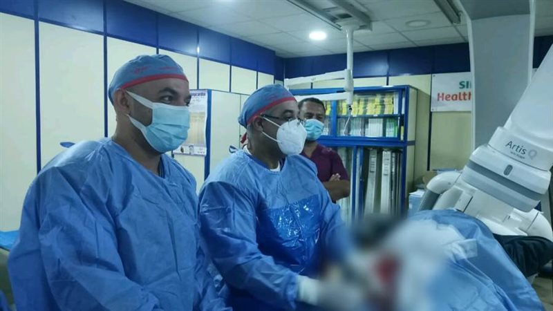 الفريق الطبي