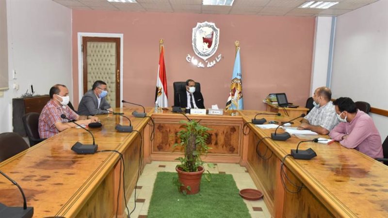 من الاجتماع