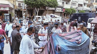 حملة شاملة لإزالة الإشغالات وتحرير محاضر للمخالفين بكفر الشيخ