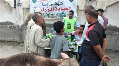جامعة دمنهور تنظم قافلة طبية شاملة ضمن مبادرة حياة كريمة