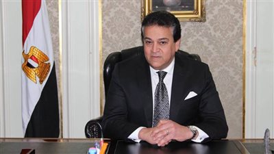 وزير التعليم العالي يصدر قرارًا بإغلاق كيان وهمي بالجيزة