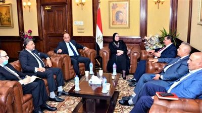 وزيرة الصناعة: تنظيم معارض متنقلة للمنتجات المصرية في عدد من المحافظات العراقية