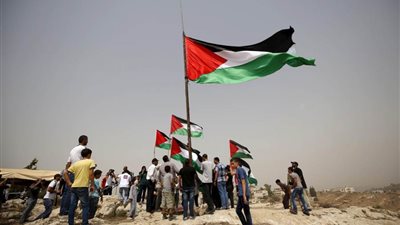 إصابة 174 فلسطينيا في مواجهات مع القوات الإسرائيلية 