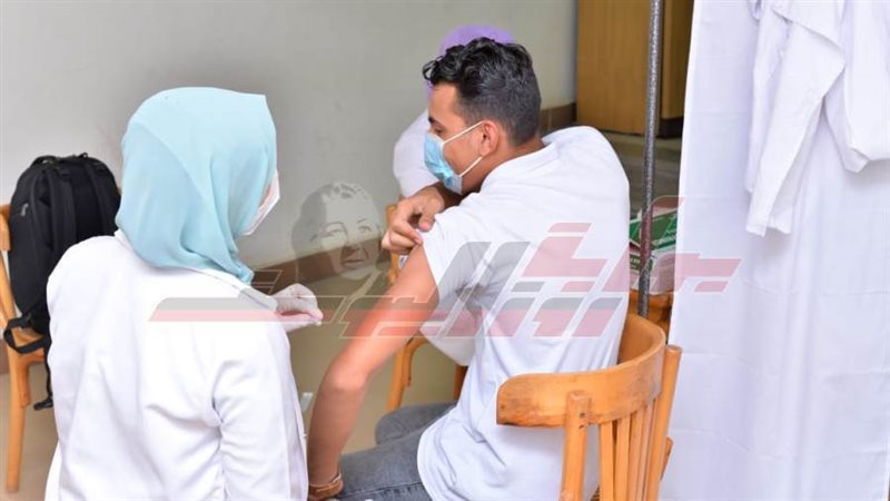 تطعيم الطلاب