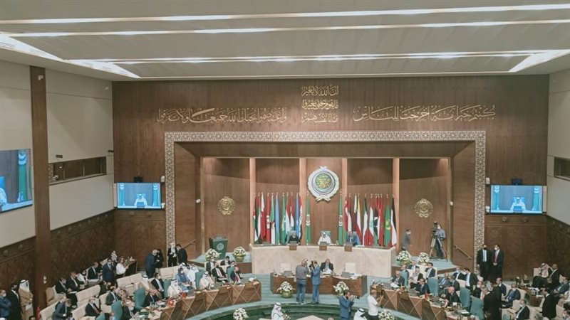 الاجتماع يناقش موضوعات