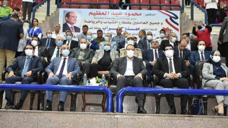 محافظ الشرقيه يشهد