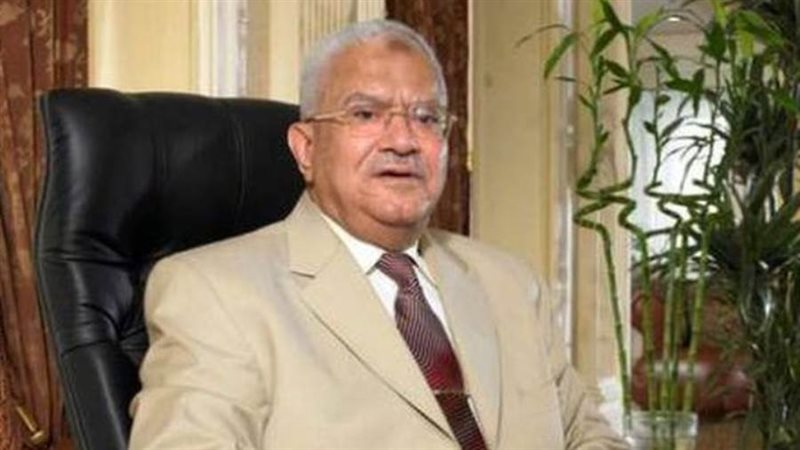 رجل الأعمال محمود