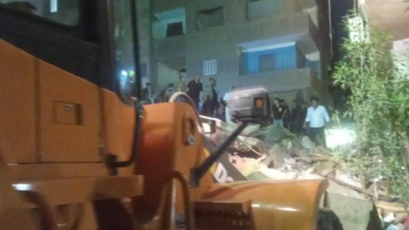 عقار شبرا المنهار