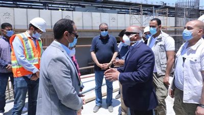 وزير النقل يتفقد أعمال مشروع القطار الكهربائي بالعاصمة الإدارية