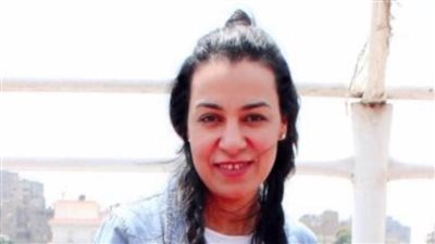 الأهل والأصدقاء في وداع الفنانة إيمان خيري شلبي لمثواها الأخير