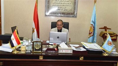 تربية سوهاج تفتتح دورة إعداد المعلم الجامعي بمشاركة ٤٨ متدربًا 