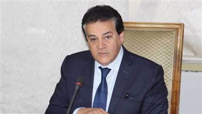 وزير التعليم العالي يتلقى تقريرًا حول تخريج مجموعة من طلاب جنوب السودان