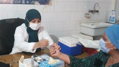 تقديم الخدمات الطبية والعلاجية لـ 28 ألف سيدة بالمنيا 