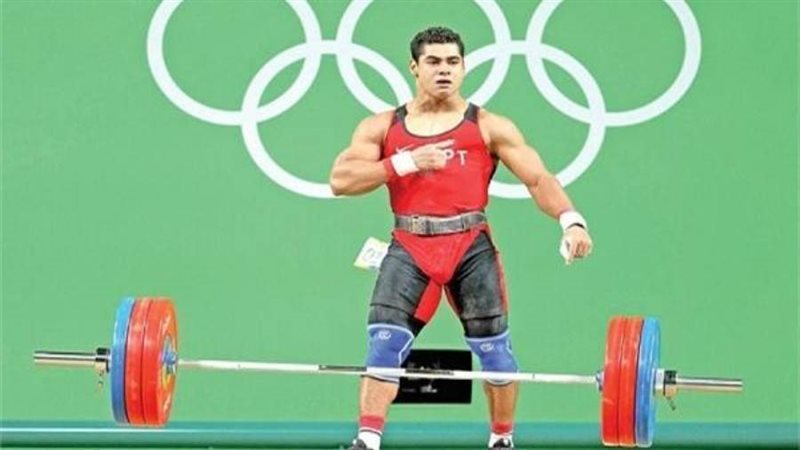 محمد إيهاب بطل رفع