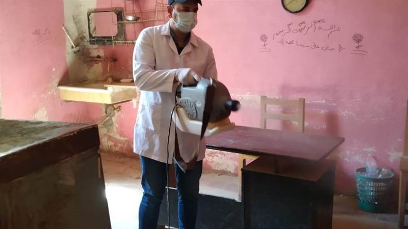 رش وتطهير مناطق آثار