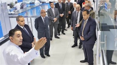 رئيس هيئة الدواء يشارك في احتفالية إحدى الشركات بطرح أول مستحضراتها بالسوق