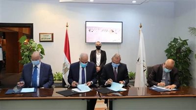 وزيرة البيئة تشهد توقيع 3 محافظات لمشروع 