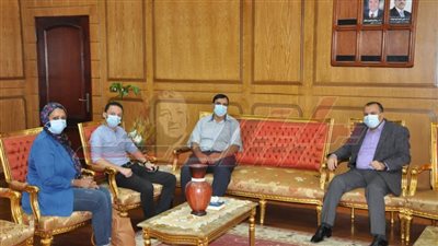 وفد من مؤسسة 