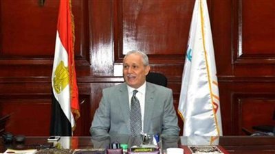 محافظ الأقصر يبحث زيادة معدلات تنفيذ مشروعات المرافق بقرى مبادرة 