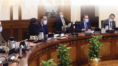 بالإنفوجرافات.. أنشطة واجتماعات الحكومة في أسبوع