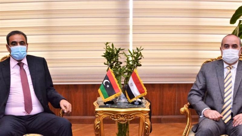 وزير الطيران ووزير