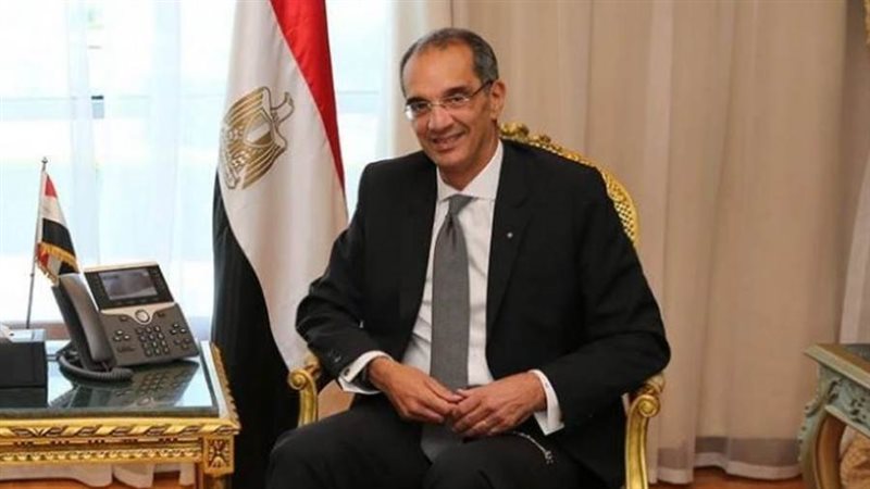 الدكتور عمرو طلعت