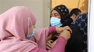 فرق متنقلة لتطعيم أبناء إيبارشية طما ضد 